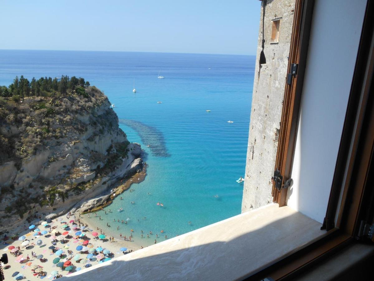 Bluemind Aparthotel Tropea Exterior foto
